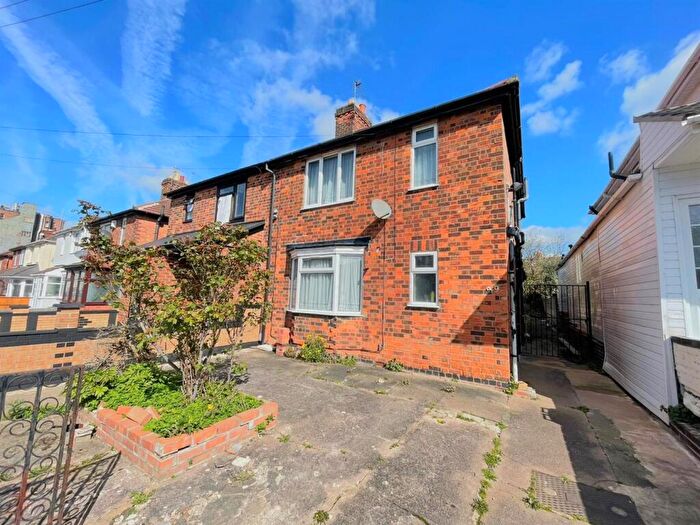 3 Bedroom Semi Detached House For Sale In Elizabeth Street, North Evington, Leicester, LE5