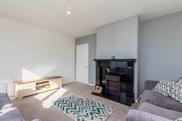 3 Bedroom Semi-Detached House To Rent In Nightingale Avenue, Darlington, County Durham, DL1