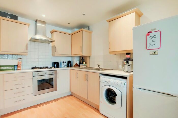1 Bedroom Flat To Rent In Corbins Lane, South Harrow, HA2