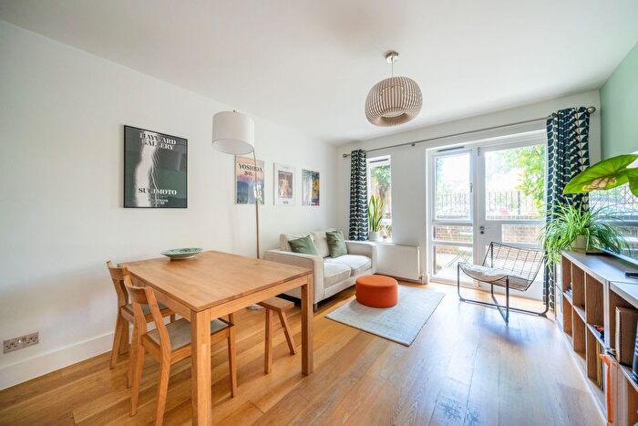 1 Bedroom Flat To Rent In Hillyard Street, London, SW9