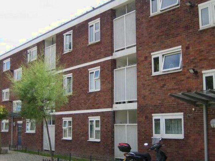 4 Bedroom Apartment To Rent In Castle Road, London, NW1