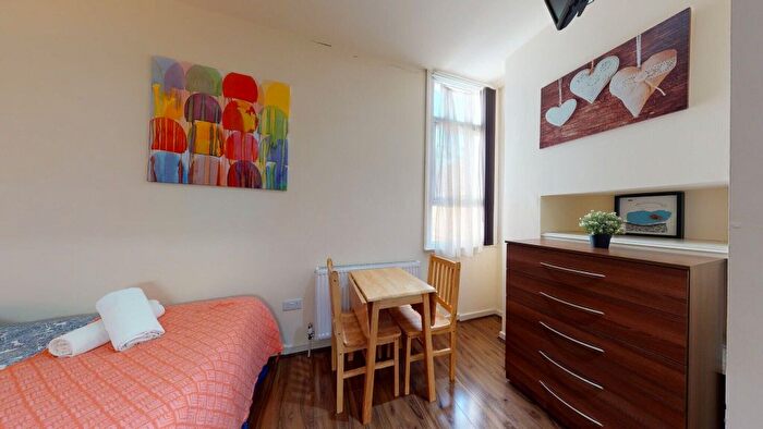 Studio To Rent In Cranhurst Road, London, NW2
