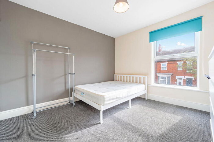 4 Bedroom Terraced House To Rent In Student House Moor Street, Lincoln, LN1