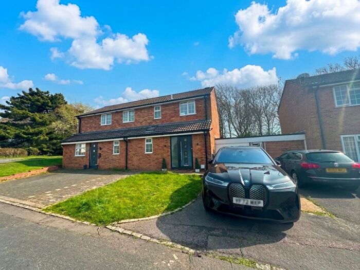 3 Bedroom Semi-Detached House For Sale In Rosemary Close, Peacehaven, BN10