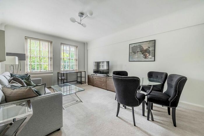 2 Bedroom Flat To Rent In Fulham Road, Chelsea, London, SW3