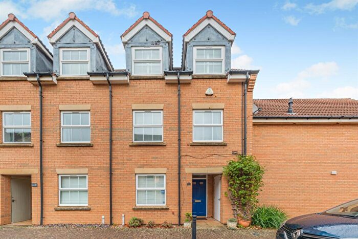 3 Bedroom Terraced House For Sale In Siskin Road, Uppingham, Oakham, LE15