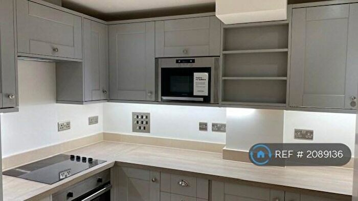 2 Bedroom Flat To Rent In Old Marylebone Road, London, NW1