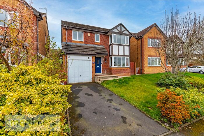 4 Bedroom Detached House For Sale In Taylor Avenue, Blackburn, Lancashire, BB2