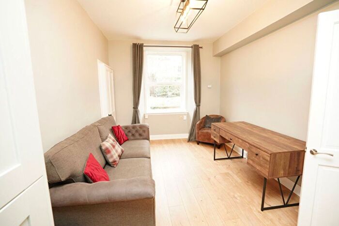 1 Bedroom Flat To Rent In Watson Crescent, Edinburgh, EH11