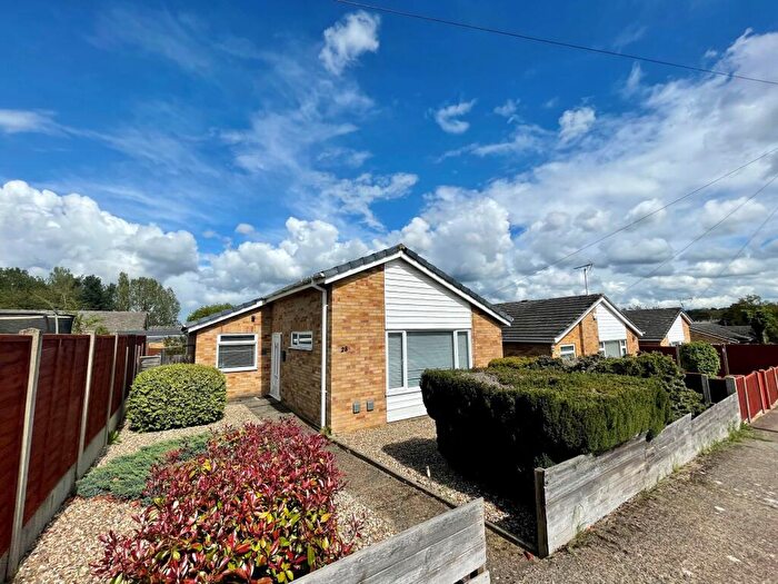 3 Bedroom Bungalow To Rent In Woodlands Rise, Brandon, IP27