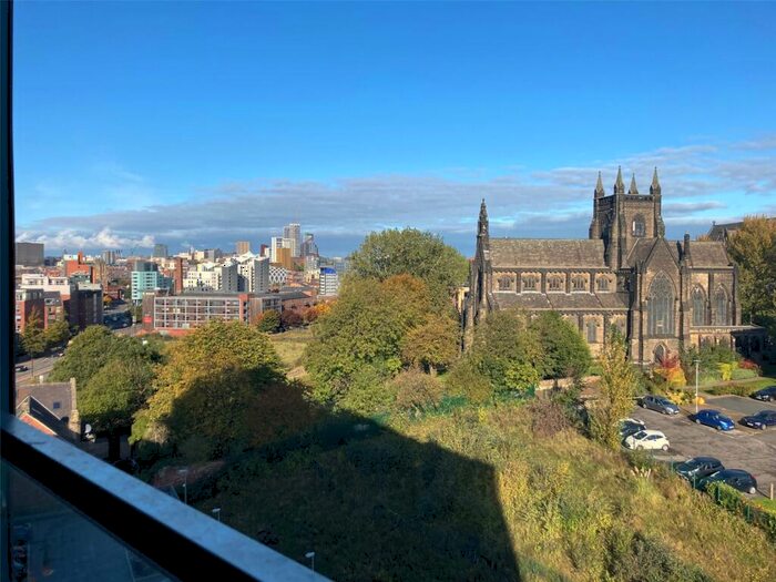 1 Bedroom Flat To Rent In Aire, Cross Green Lane, LS9