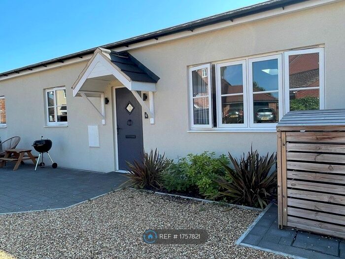 2 Bedroom Bungalow To Rent In Rackham Court, Diss, IP22