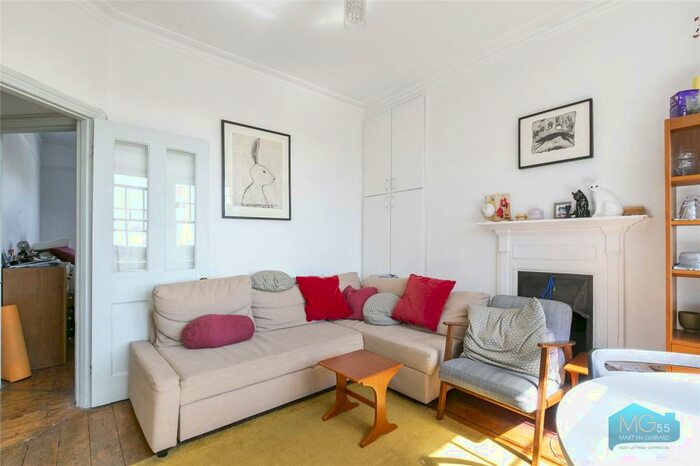 3 Bedroom Apartment To Rent In Fortis Green Road, Muswell Hill, N10