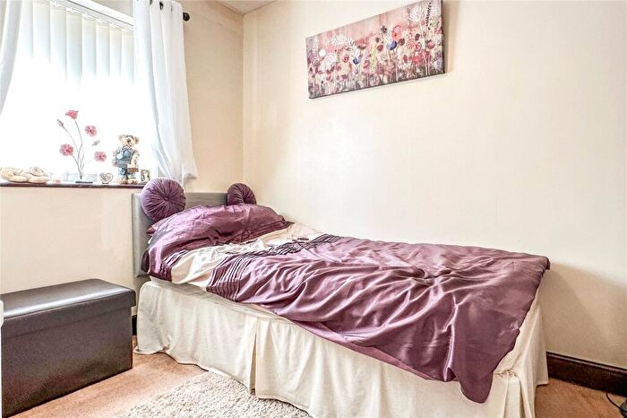 3 Bedroom End Of Terrace House For Sale In Dean Brook Close, Moston, Manchester, M40