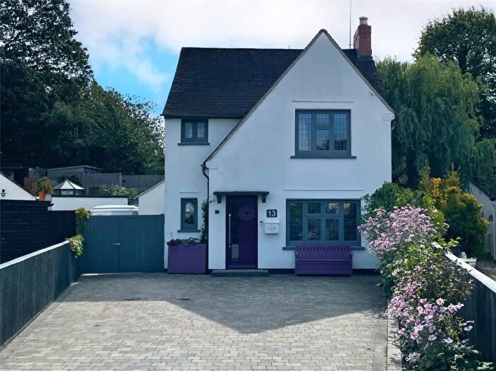 3 Bedroom Detached House For Sale In Chesterton Grove, Cirencester, Gloucestershire, GL7