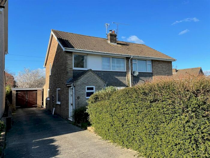 3 Bedroom Semi-Detached House To Rent In Meadowvale, Cam, Dursley, GL11