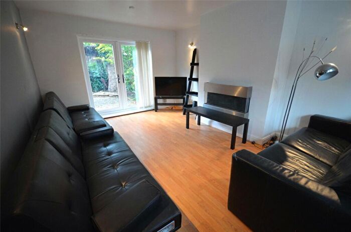 5 Bedroom House To Rent In Blackburn Gardens, West Didsbury, Manchester, M20