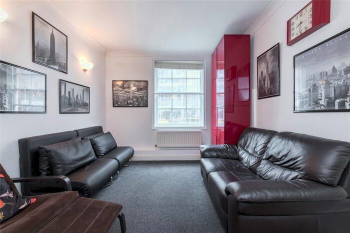 1 Bedroom Flat To Rent In Stirling Court, Tavistock Street, WC2E