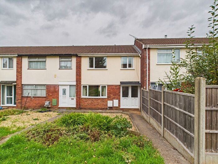 3 Bedroom Terraced House To Rent In Glenfall, Yate, Bristol, BS37