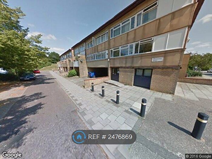 5 Bedroom Terraced House To Rent In Pencarrow Place, Milton Keynes, MK6