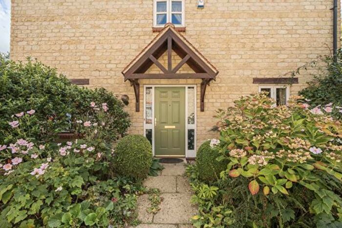 3 Bedroom End Of Terrace House For Sale In Kingston Bagpuize, Oxfordshire, OX13