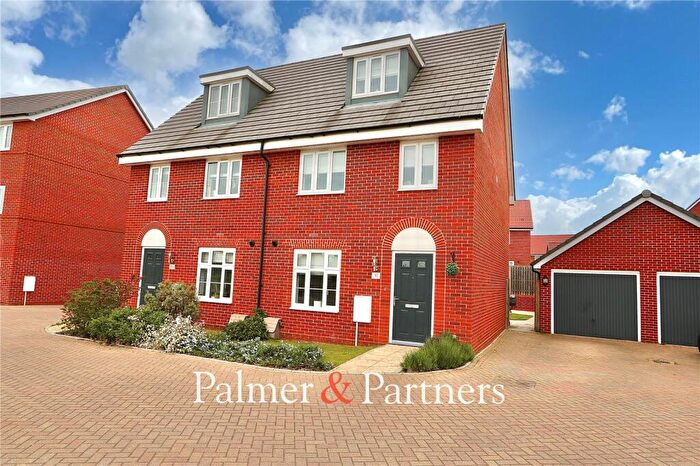 3 Bedroom Semi-Detached House For Sale In Felchurch Road, Sproughton, Ipswich, Suffolk, IP8