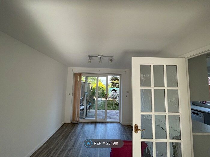 3 Bedroom Semi-detached House To Rent In Quarry Park Road, Exeter, EX2