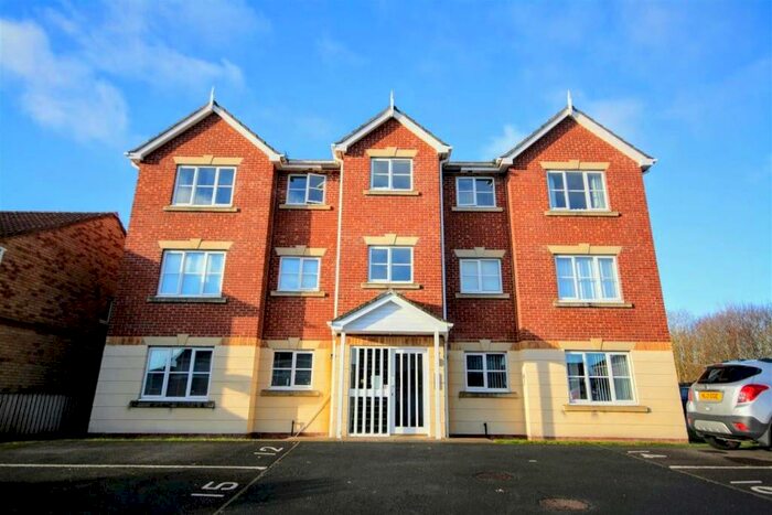 2 Bedroom Flat To Rent In Glamis Court, Woodstone Village, DH4