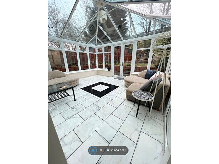 2 Bedroom Semi-Detached House To Rent In Bynes Road, Croydon, CR2