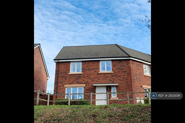 3 Bedroom Semi-Detached House To Rent In Woodend Close, Grays, RM17