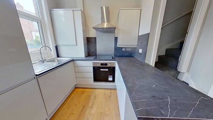 3 Bedroom Terraced House To Rent In Victoria Road, Kirkstall, Leeds, LS5