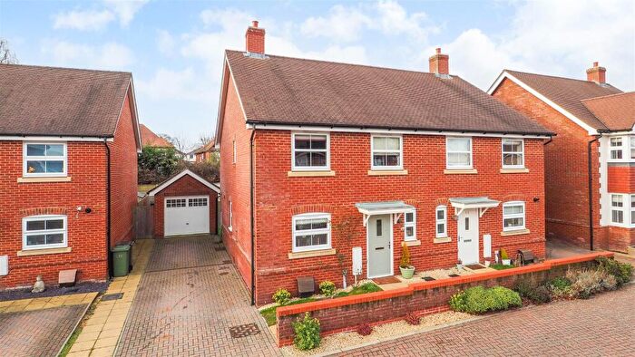 4 Bedroom Semi-Detached House For Sale In Plough Lane, Petersfield, GU31