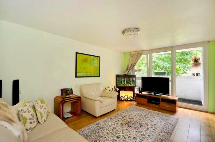 1 Bedroom Apartment To Rent In Partington Close, Archway, London, N19