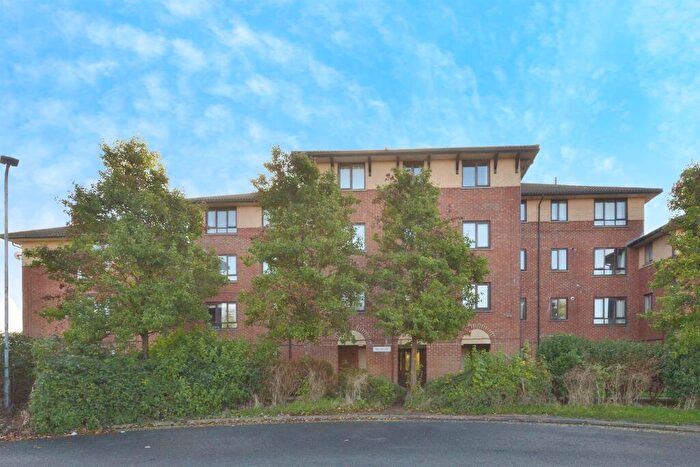 2 Bedroom Apartment For Sale In Moorgate, Leadenhall, Milton Keynes, MK6