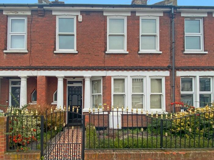 3 Bedroom Terraced House To Rent In St. James's Avenue, Gravesend, Kent, DA11