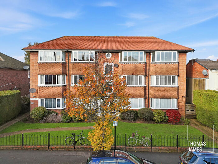 2 Bedroom Flat To Rent In Clarence Road, Wood Green, N22