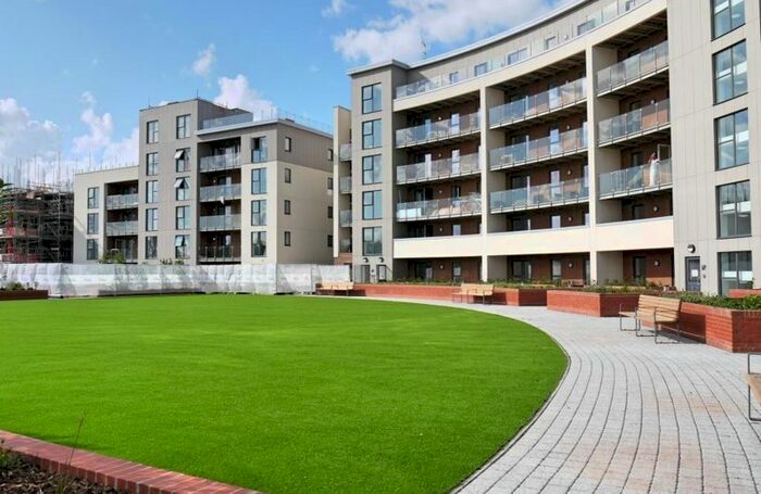 2 Bedroom Flat To Rent In Gemini Park, Elstree Way, Borehamwood, WD6