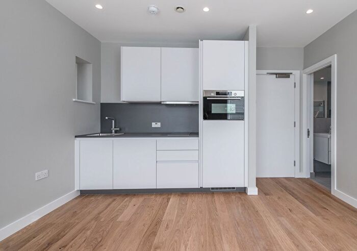 1 Bedroom Flat To Rent In Argyle Road, London, W13