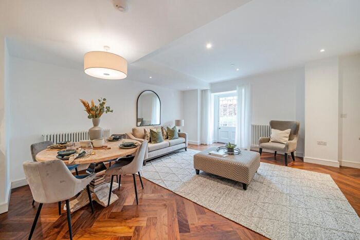 2 Bedroom Retirement Property For Sale In Bayshill Road, Cheltenham, GL50