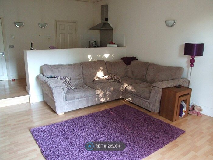 2 Bedroom Flat To Rent In Darby Road, Liverpool, L17