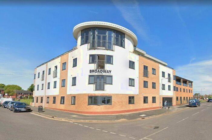 2 Bedroom Flat To Rent In Broadway, Hornsea, HU18