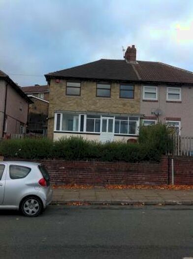 3 Bedroom Semi-Detached House To Rent In Holays, Huddersfield, West Yorkshire, HD5