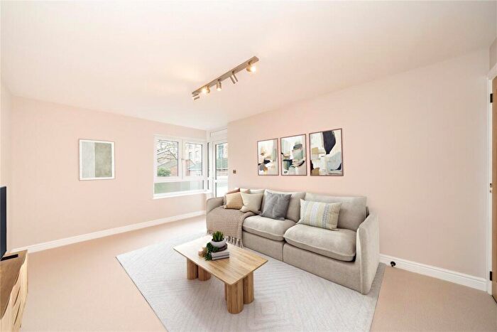 1 Bedroom Flat For Sale In Ellen Street, London, E1
