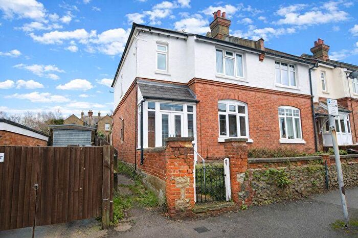 3 Bedroom Terraced House For Sale In Salisbury Road, Maidstone, ME14