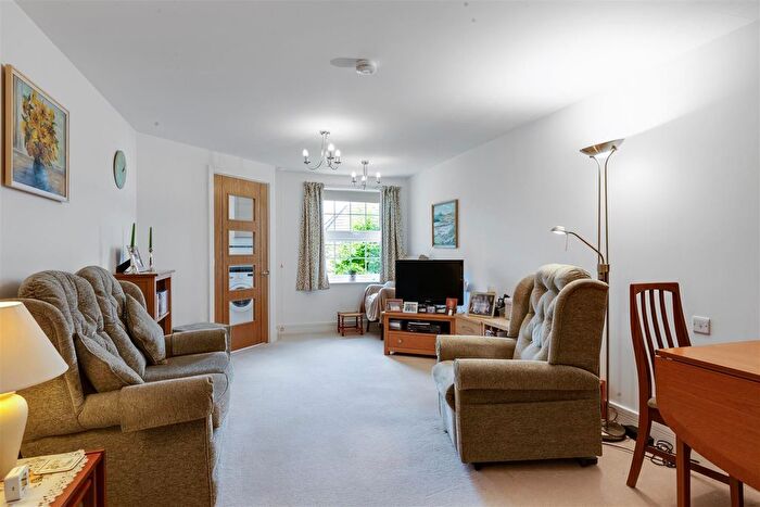 1 Bedroom Flat For Sale In Weighbridge Court, High Street, Chipping Ongar, Essex, CM5