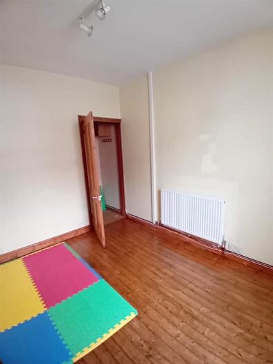 4 Bedroom Property To Rent In Broomfield Road, Earlsdon, Coventry, CV5