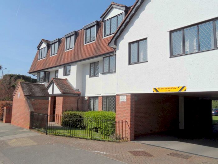 Houses for sale & to rent in SE9 3EJ, Wynford Way, Coldharbour And New