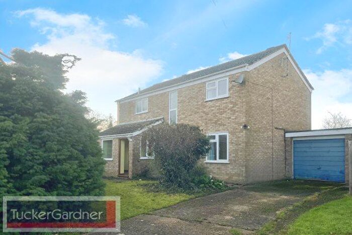 4 Bedroom Detached House To Rent In The Limes, Cambridge, CB22