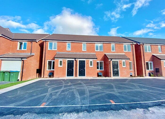 2 Bedroom Terraced House To Rent In Chelmsford Drive, Paragon Park, Coventry, CV6