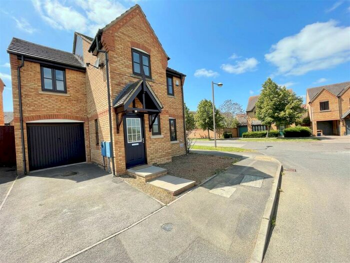 3 Bedroom Detached House To Rent In Tynemouth Rise, Monkston, Milton Keynes, MK10